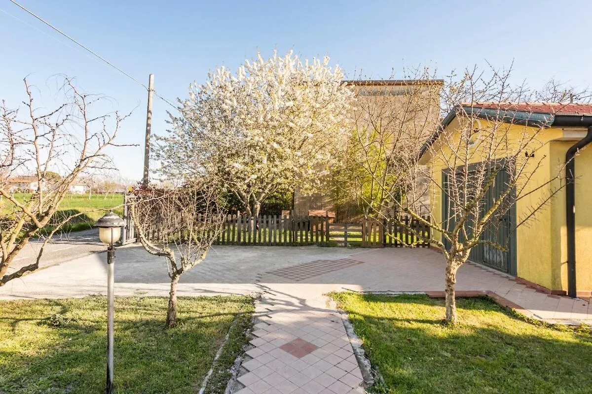 Privatunterkunft Camera Privata Vicino A Venezia In Aperta Campagna Dogaletto